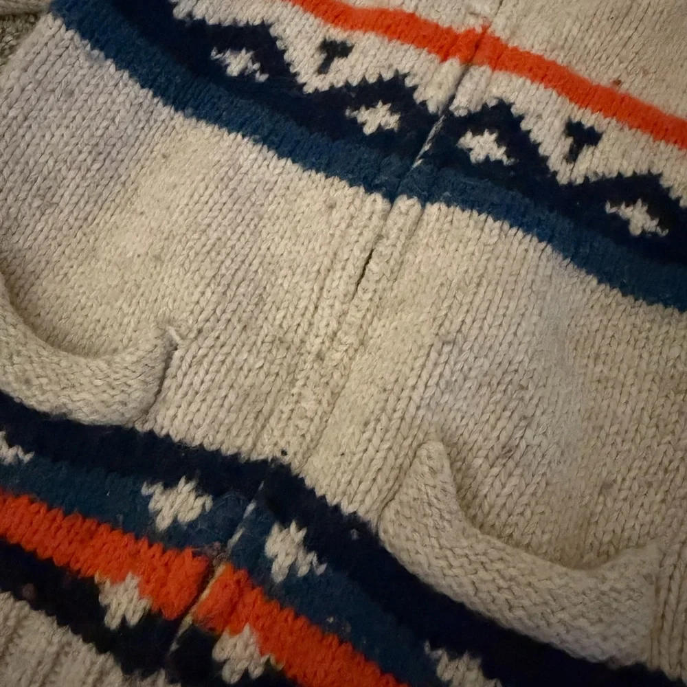 BUNDLE GAP Kids Sweater Set -‎ Gray and Cream with Red and Blue Accents